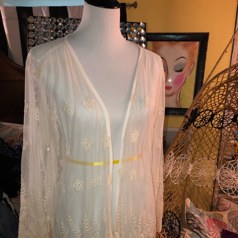 Ivory lace ‘jacket’